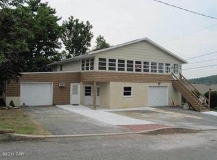 670 Lime St, Palmerton, PA 18071