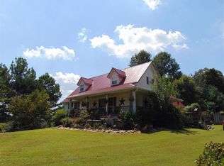 301 Danna Dr, Scottsville, KY 42164