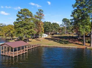 4139 & 4141 Lakeshore Dr, Lone Star, TX 75668