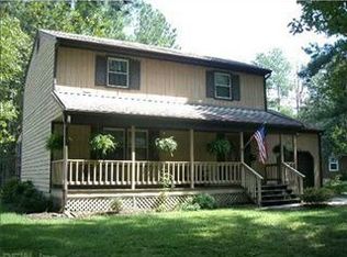 103 Patrick Henry Dr, Williamsburg, VA 23185