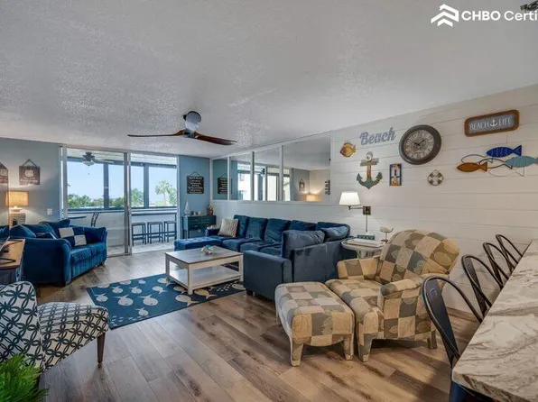 6035 Sea Ranch Dr, Hudson, FL