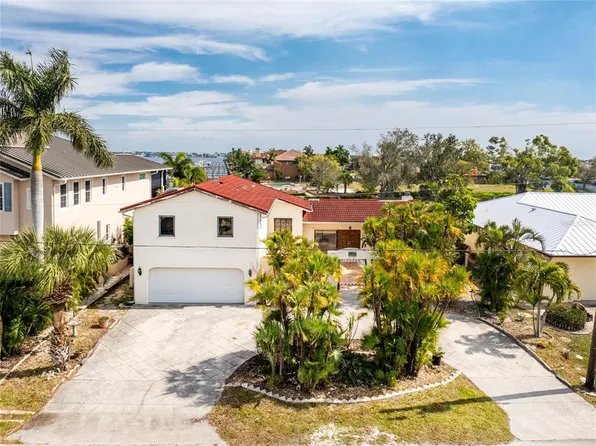 2181 Palm Tree Dr, Punta Gorda, FL 33950