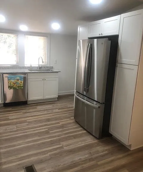 136 Saint Mary Ave NW — Photo 8