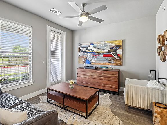 5th image of 240 Park Place Blvd APT 5301