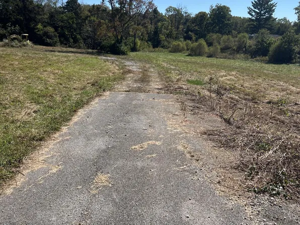 6762 N Us127, Frankfort, KY 40601
