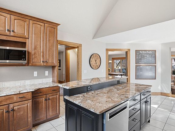 5th image of 4136 Prairie Ridge Rd