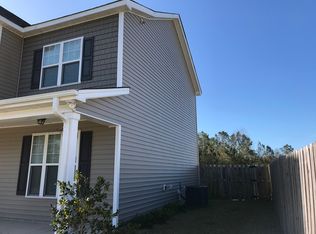204 Pine Island Dr, Hampstead, NC 28443