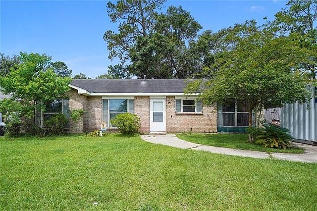 1st image of 107 Northwood Dr #61