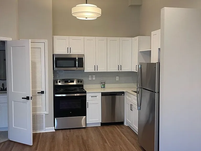 Champions Pines Apartments — Photo 20