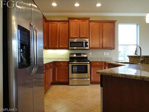 4th image of 10151 Mimosa Silk Dr
