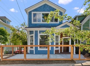 3322 S Corbett Ave, Portland, OR 97239