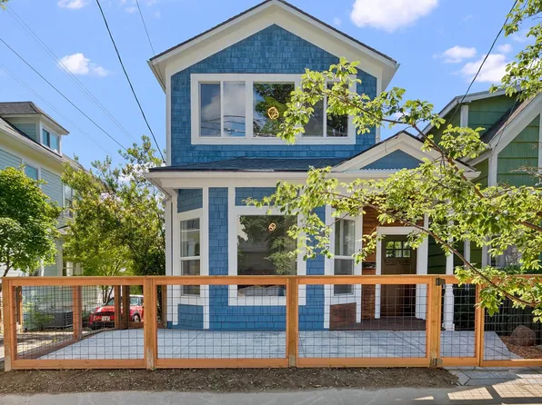 3322 S Corbett Ave, Portland, OR 97239