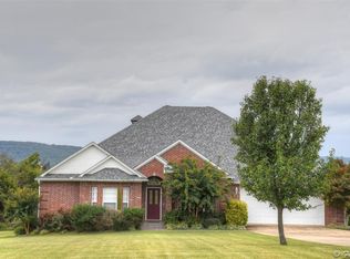 90 Emerald Ln, Greers Ferry, AR 72067