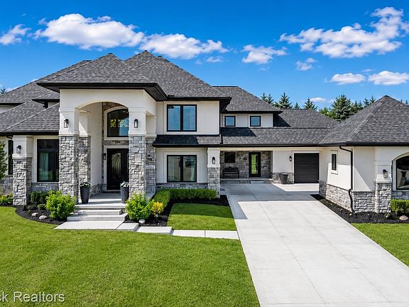 2nd image of 10464 Stoney Point Dr