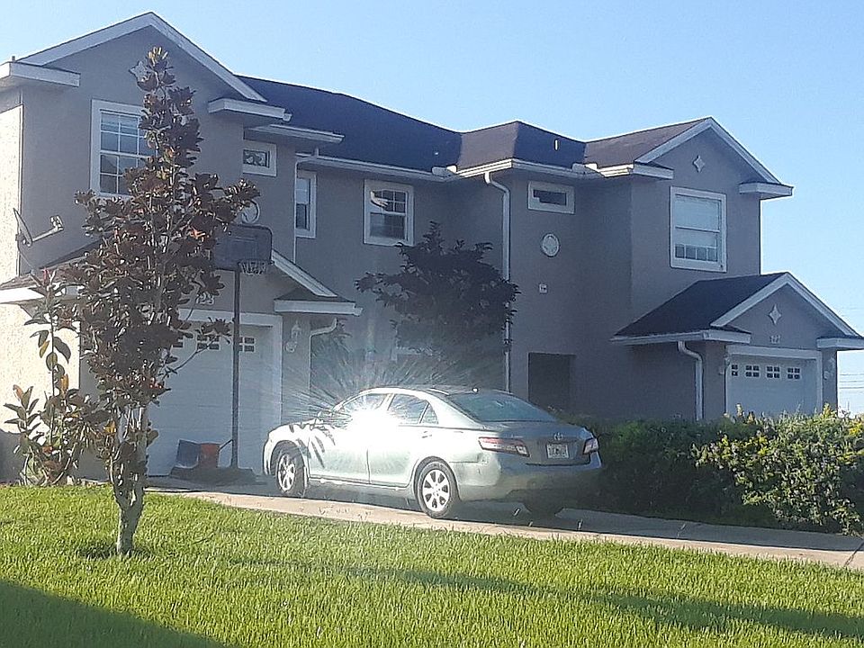 1st image of 300 Mirador Dr