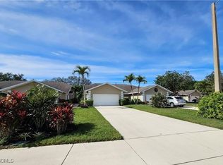 1909 W Crown Pointe Blvd, Naples, FL 34112