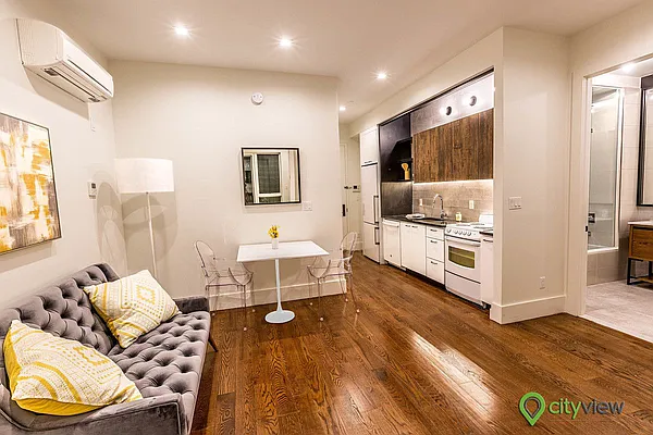 Rented by City View Living | media 2