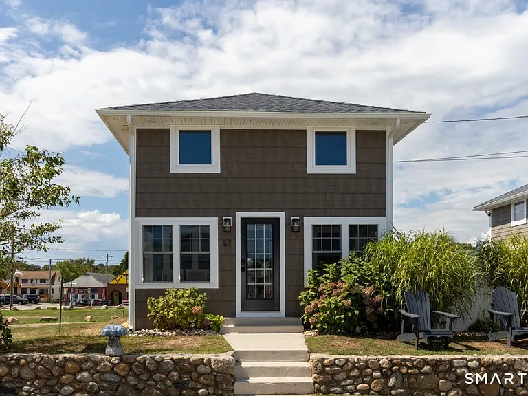 57 Swan Ave — Photo 1