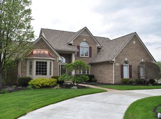 23651 Spy Glass Hl N, South Lyon, MI 48178