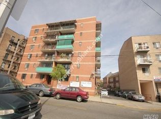 34-45 Leavitt St, Flushing, NY 11354