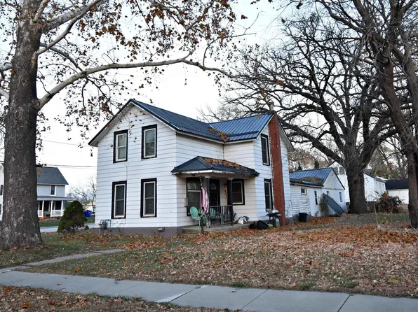 414 6th Ave NW, Independence, IA 50644