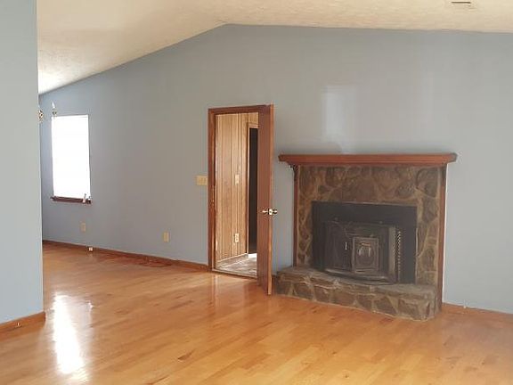 2nd image of 243 Montego Cir
