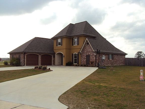 2nd image of 126 S Sugarfield Dr