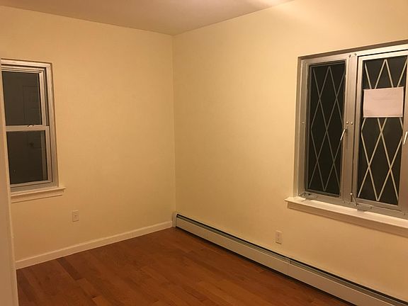 2nd image of 181-13 64ave Ny