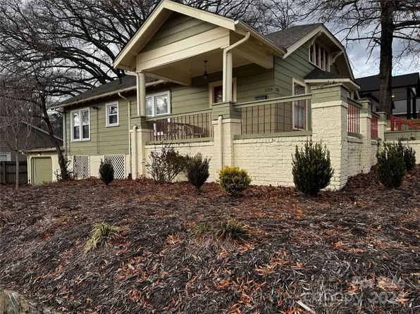 526 Mulberry St SW, Lenoir, NC 28645