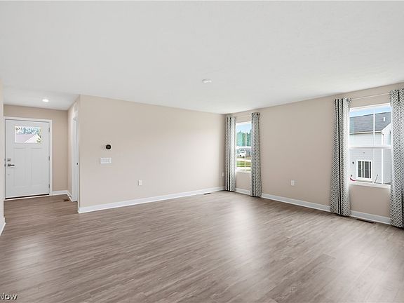 5th image of 1270 Hidden Lake Blvd