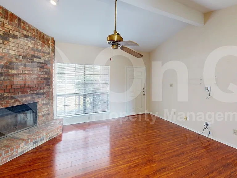 853 W Wintergreen Rd — Photo 5