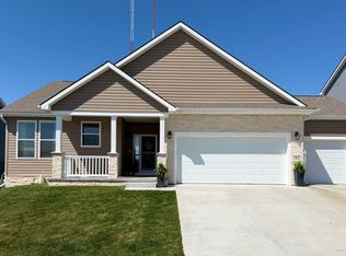 7831 Nicole Ln, Lincoln, NE 68516