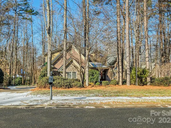 4915 Magglucci Pl, Mint Hill, NC 28227