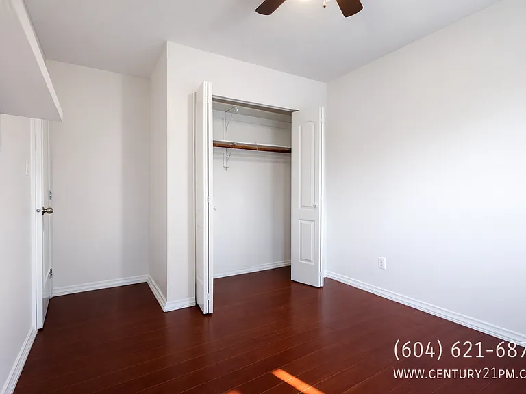 1940 Cordova Ct #UPPER — Photo 10