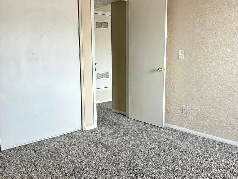 3510 Parkmoor Village Dr #F — Photo 10