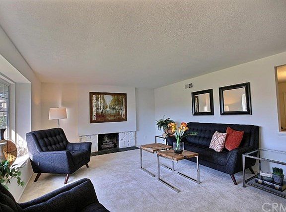 3rd image of 20648 Deloraine Dr