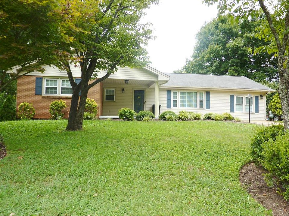 1st image of 119 Hermitage Dr