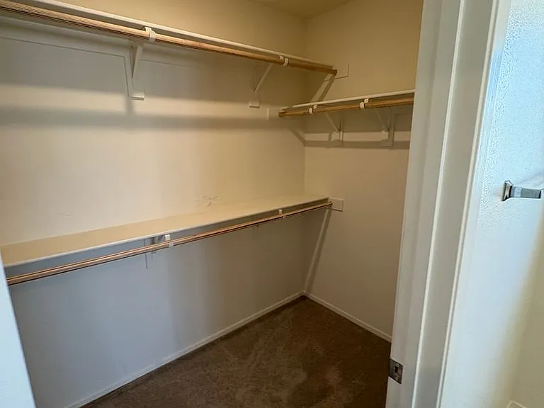 1460 Caprice Ct — Photo 8