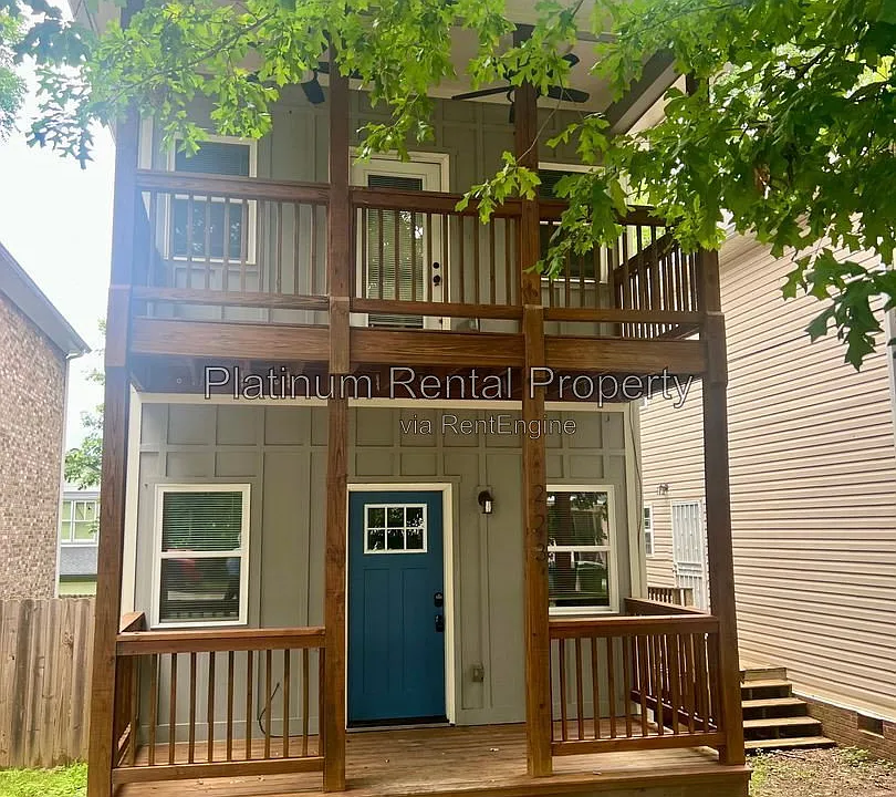 223 Fletcher St SW