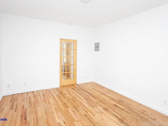 4th image of 305 E 78th St APT 5RW
