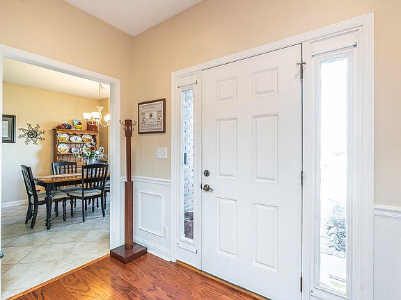 5th image of 404 Brannon Meadow Way