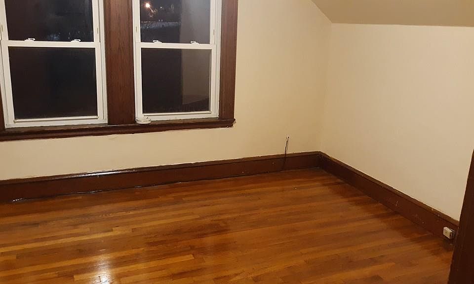 2nd image of 34-36 Wigglesworth St