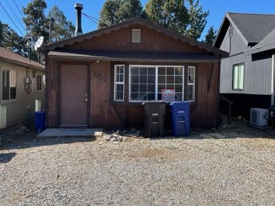 120 Sunset Ln, Big Bear City, CA, 92386