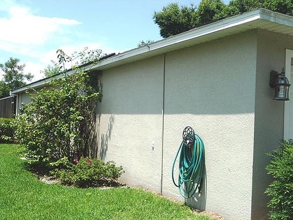 4th image of 3249 Amberley Park Cir