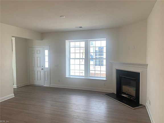 5th image of 1014 Robinson Rd #8C