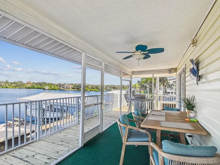 9914 Alavista Dr — Photo 23