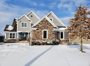 32009 Crane St, Harrison Township, MI 48045