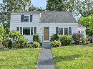 20 Donald Ter, Lowell, MA 01852