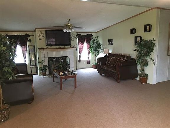 2nd image of 5759 State Highway 171