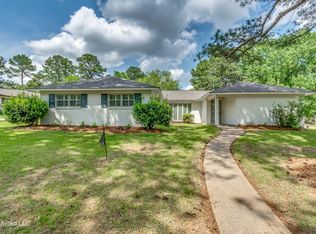 15 Cedar Cv, Brandon, MS 39042